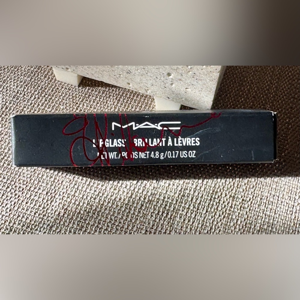 MAC x Rihanna - Viva Glam Lipglass - LIMITED-EDITION✨ 🍒 - Picture 7 of 10